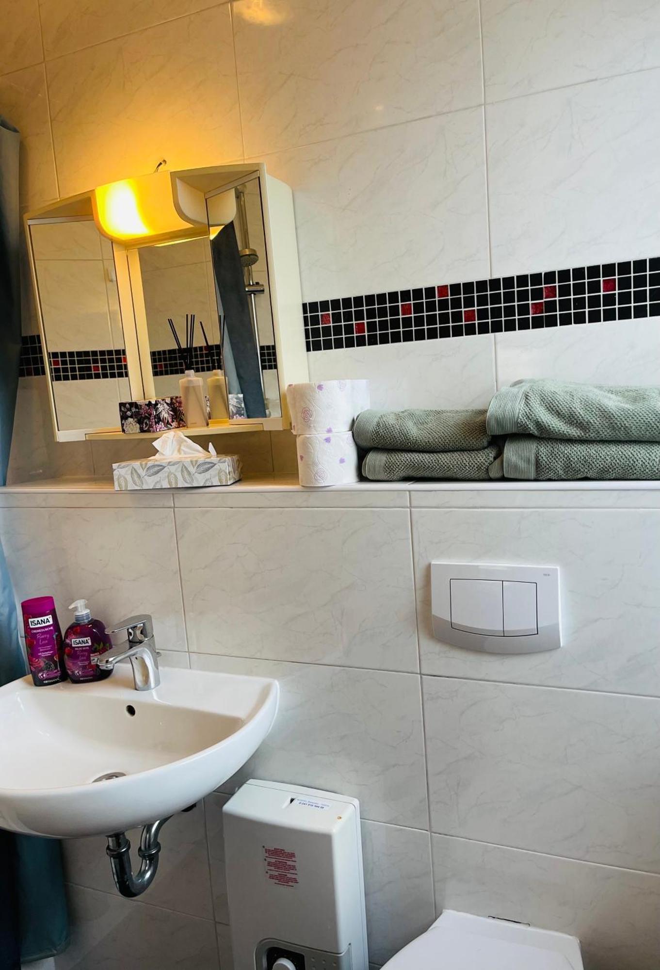 Hotel Shelby Apartments Гарбсен Экстерьер фото